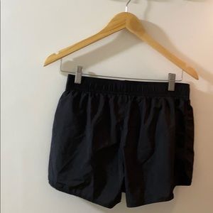 Victoria sport shorts